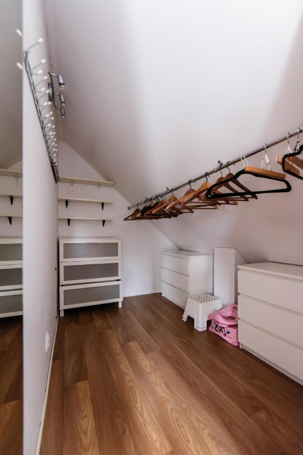 Spacious 3 Bedroom Family Oasis With Sauna, 20 Min From Warsaw Пясечно Екстериор снимка